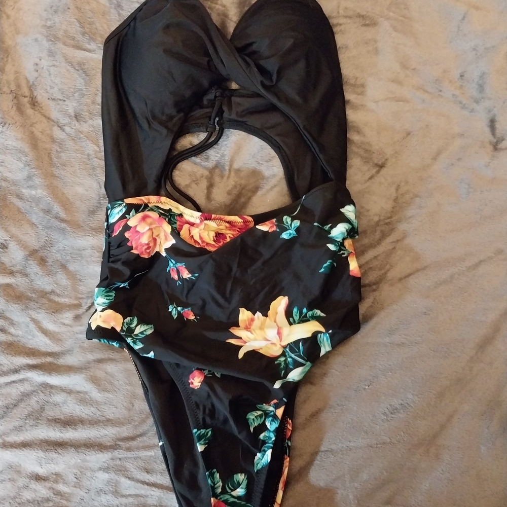 Swimsuit one piece onesie one piece new